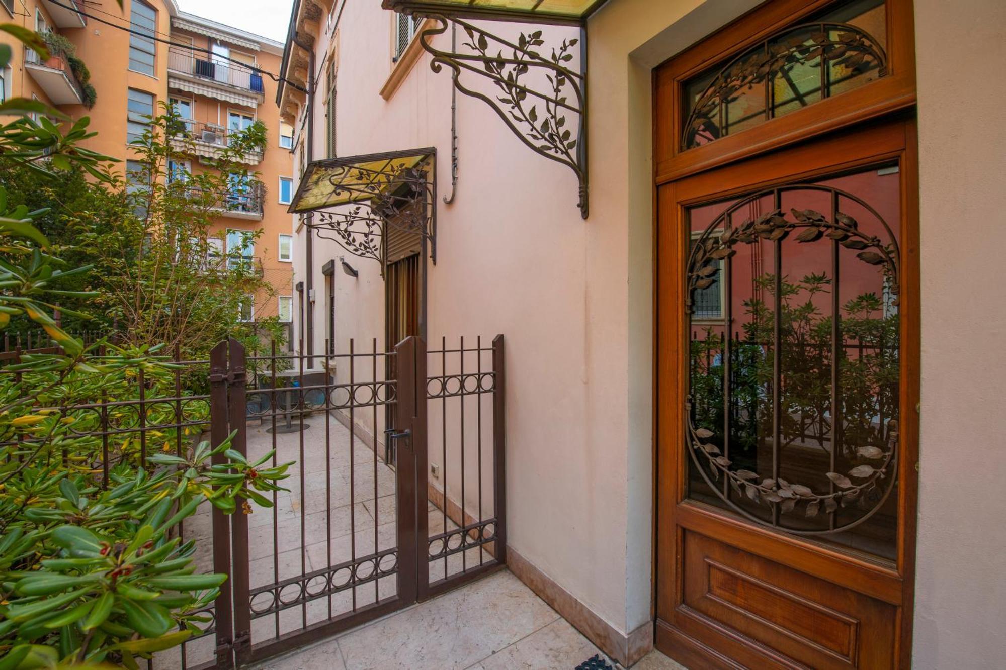 Residenza Impero Bezzecca Apartment Верона Екстериор снимка